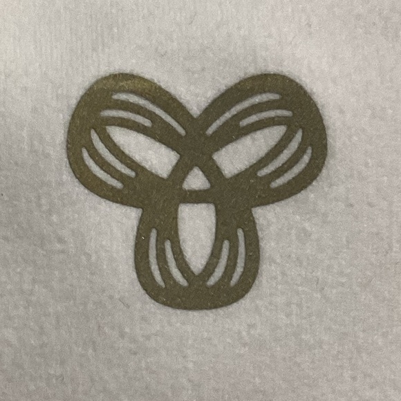 Aritzia White Scooped-neck Fitted T-Shirt, Size Small - Picture 8 of 16